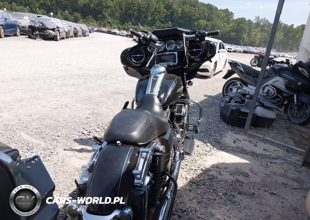 2015 Harley-Davidson Flhxs Street Glide Special VIN:1HD1KRM14FB618620 - 6