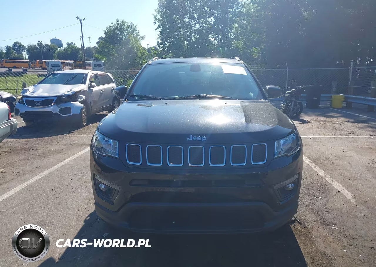 2017 Jeep New Compass Latitude 4X4 VIN:3C4NJDBBXHT607207 - 12