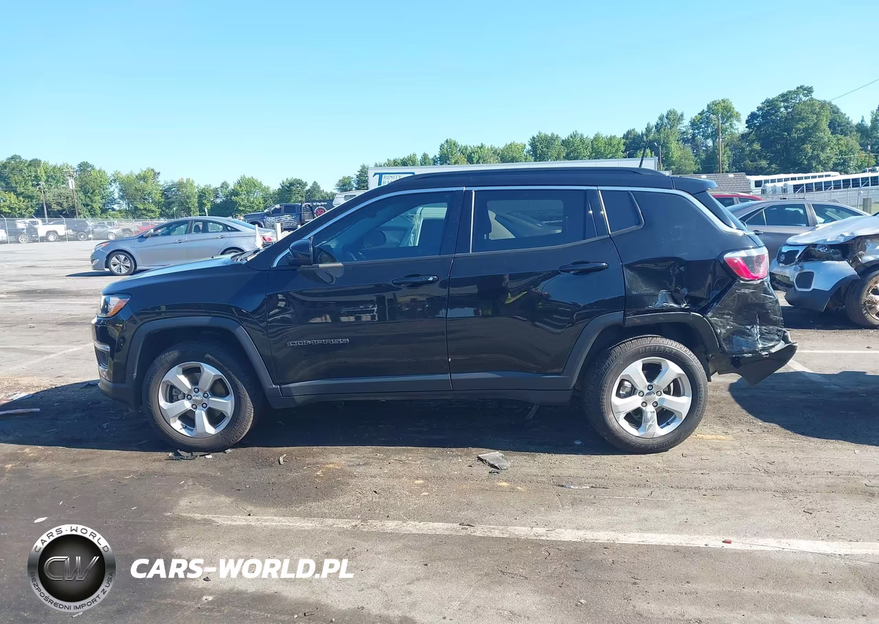 2017 Jeep New Compass Latitude 4X4 VIN:3C4NJDBBXHT607207 - 14