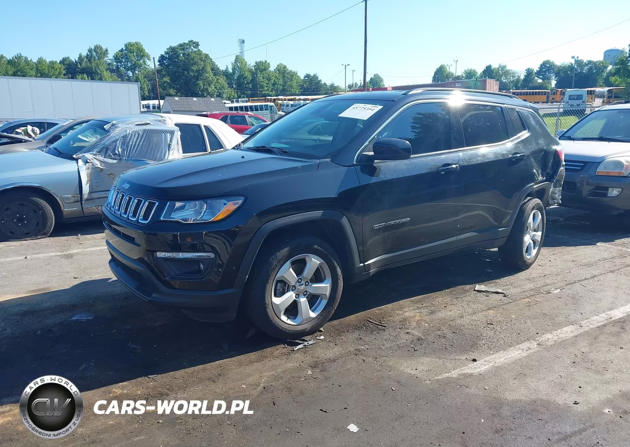 2017 Jeep New Compass Latitude 4X4 VIN:3C4NJDBBXHT607207 - 2