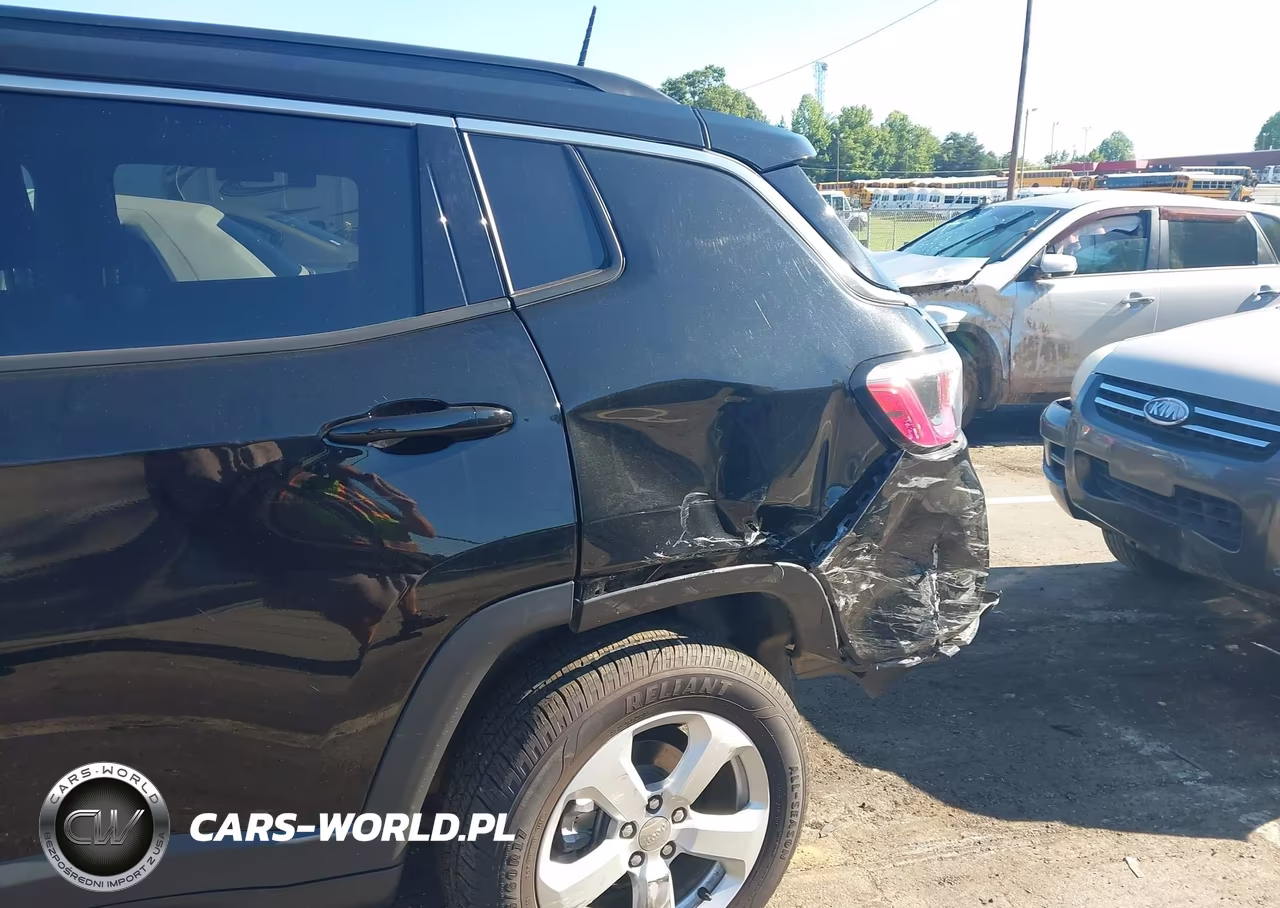 2017 Jeep New Compass Latitude 4X4 VIN:3C4NJDBBXHT607207 - 6