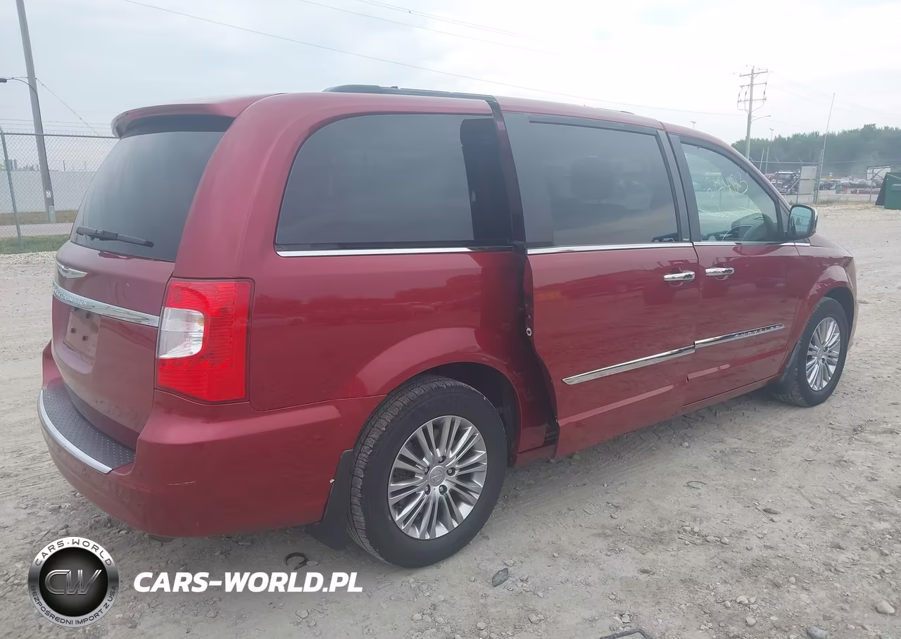 2013 Chrysler Town & Country Touring-L VIN:2C4RC1CGXDR564912 - 4