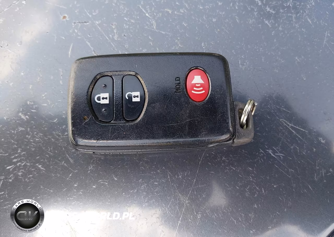 2011 Toyota Prius Three VIN:JTDKN3DU1B1479227 - 11