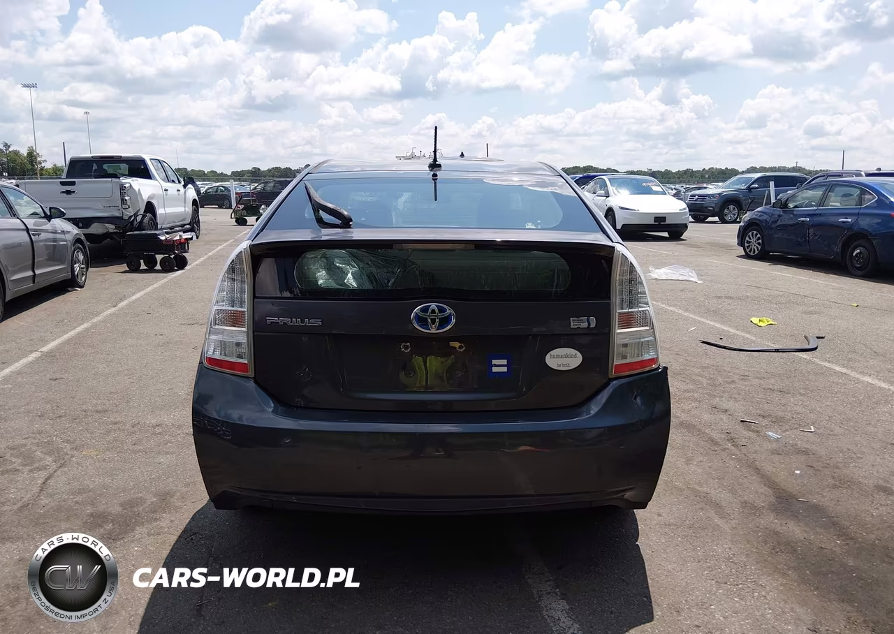 2011 Toyota Prius Three VIN:JTDKN3DU1B1479227 - 16