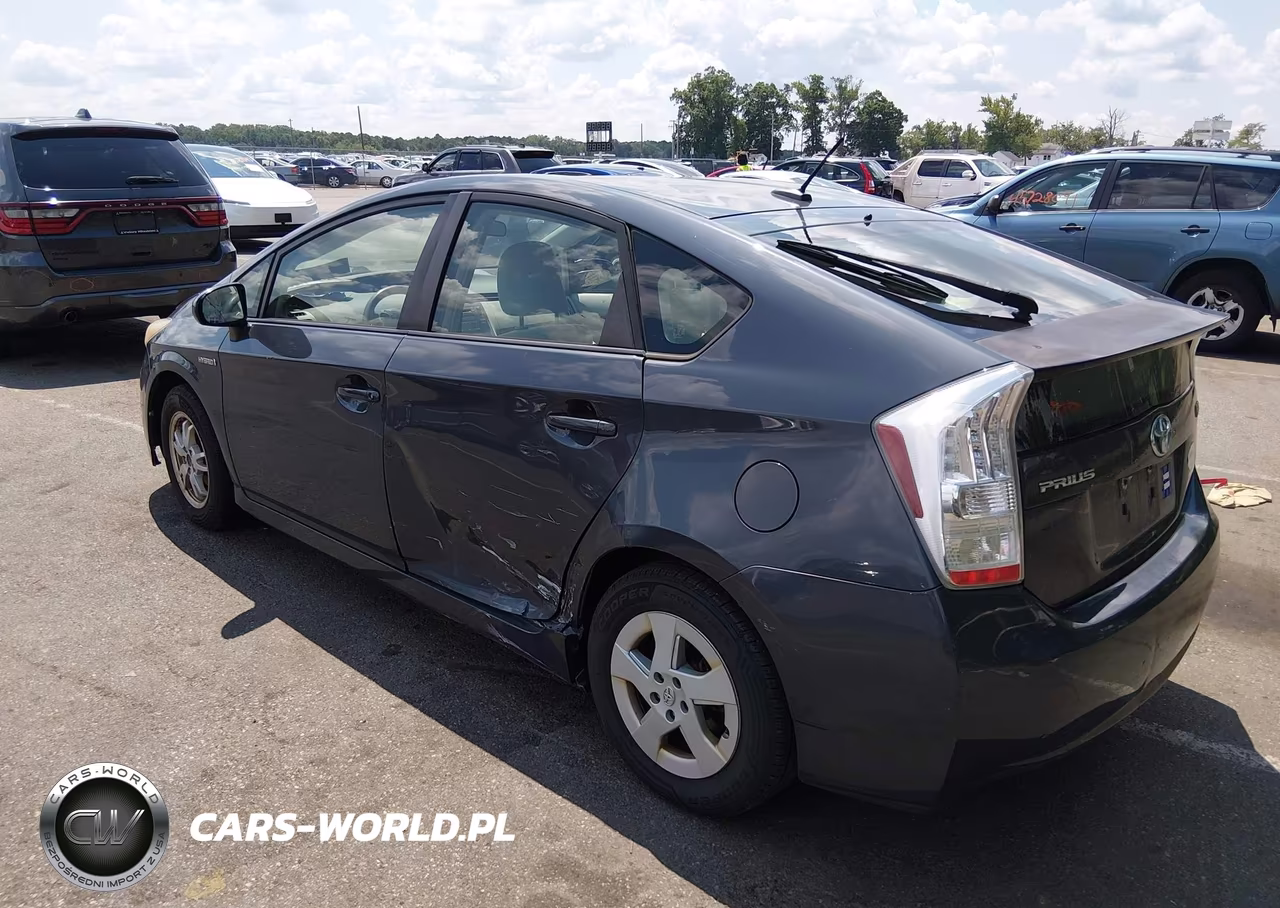 2011 Toyota Prius Three VIN:JTDKN3DU1B1479227 - 3