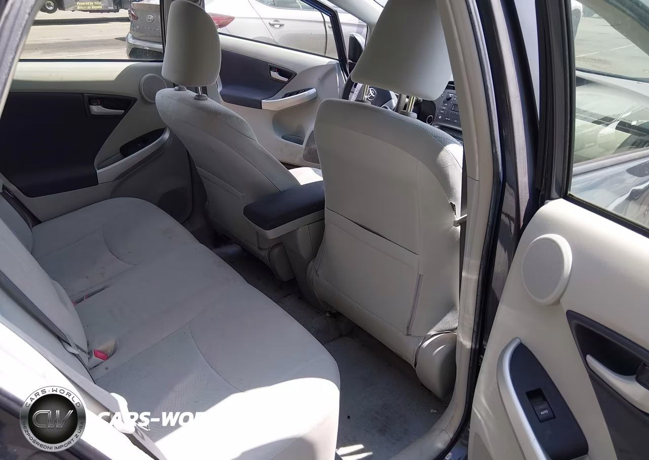 2011 Toyota Prius Three VIN:JTDKN3DU1B1479227 - 8