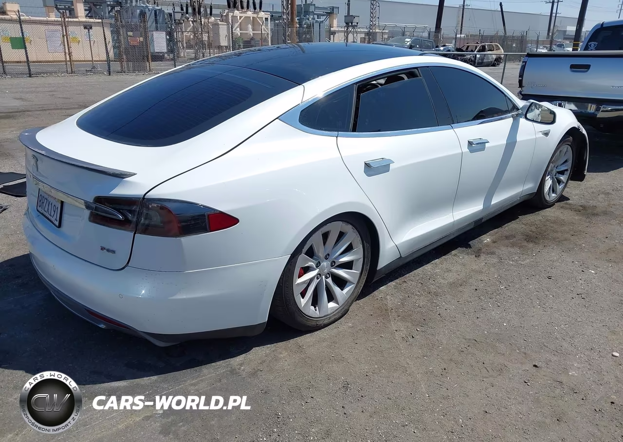 2014 Tesla Model S P85 VIN:5YJSA1H18EFP35083 - 4