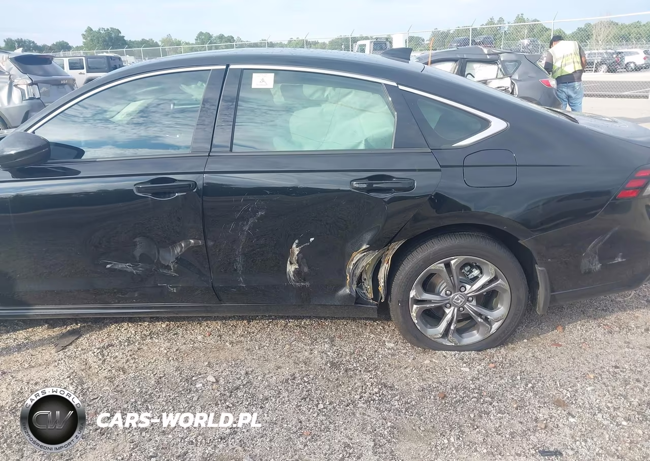 2026 Honda Accord Hybrid Ex-L VIN:1HGCY2F67TA032263 - 6