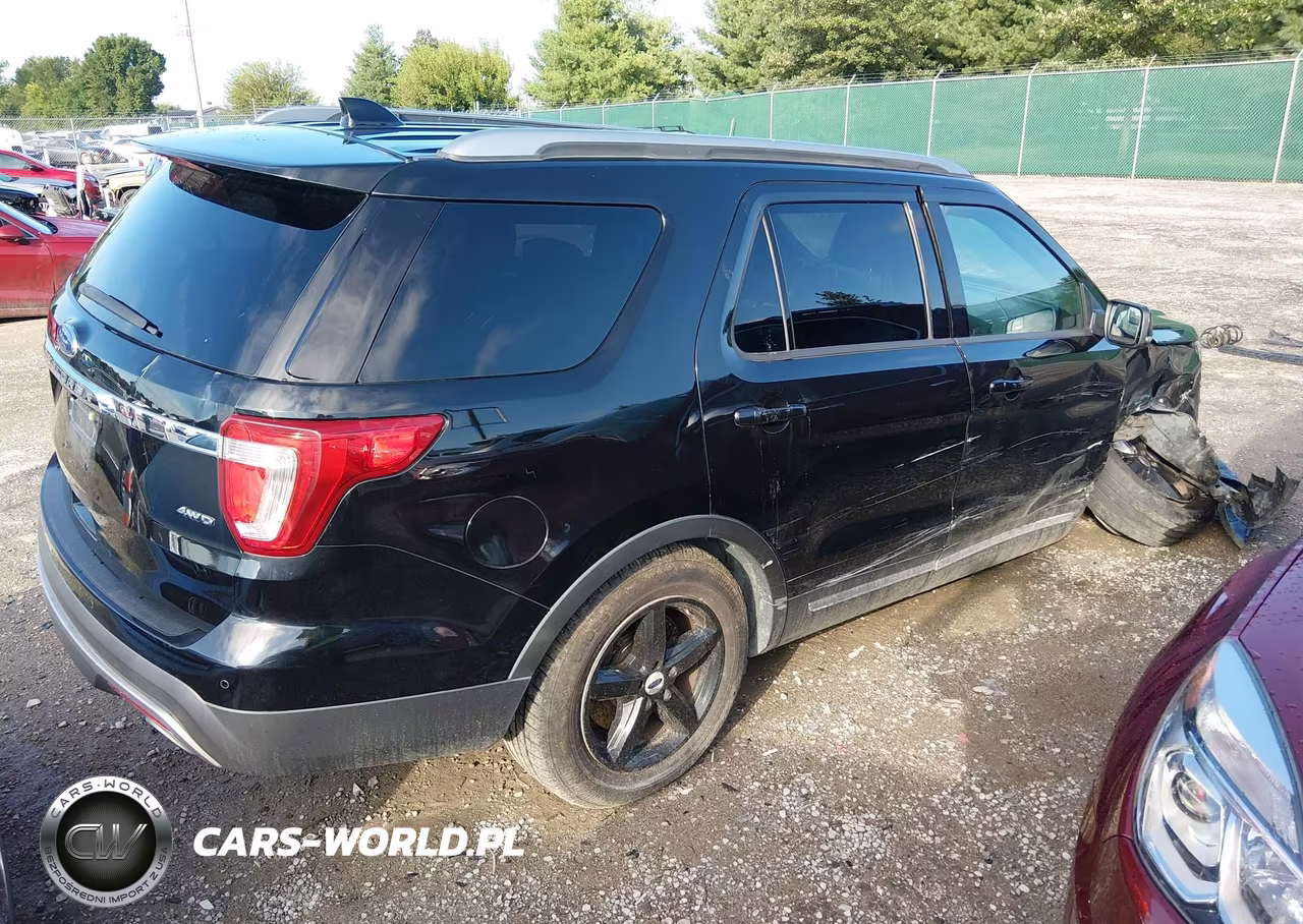 2016 Ford Explorer Xlt VIN:1FM5K8D84GGA98946 - 4