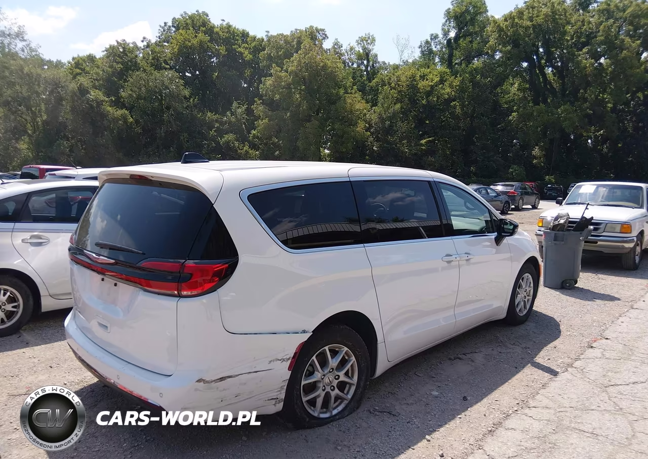 2025 Chrysler Pacifica Select VIN:2C4RC1BG1SR531215 - 6