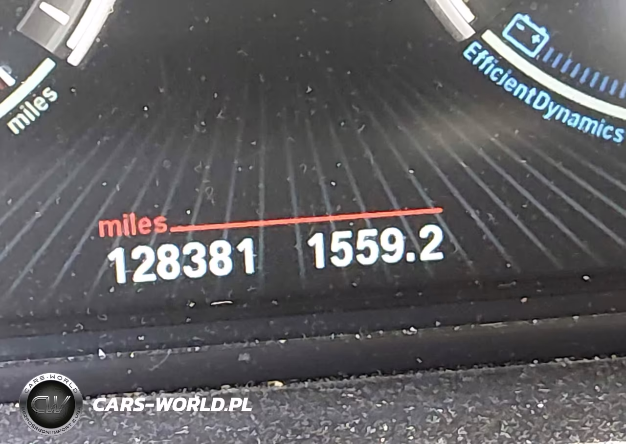 2015 BMW X3 xDrive28I VIN:5UXWX9C54F0D44233 - 15