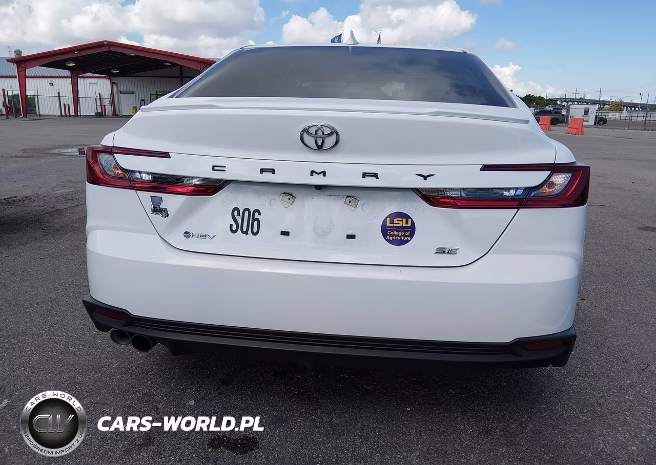 2026 Toyota Camry Se VIN:4T1DAACKXTU248752 - 17