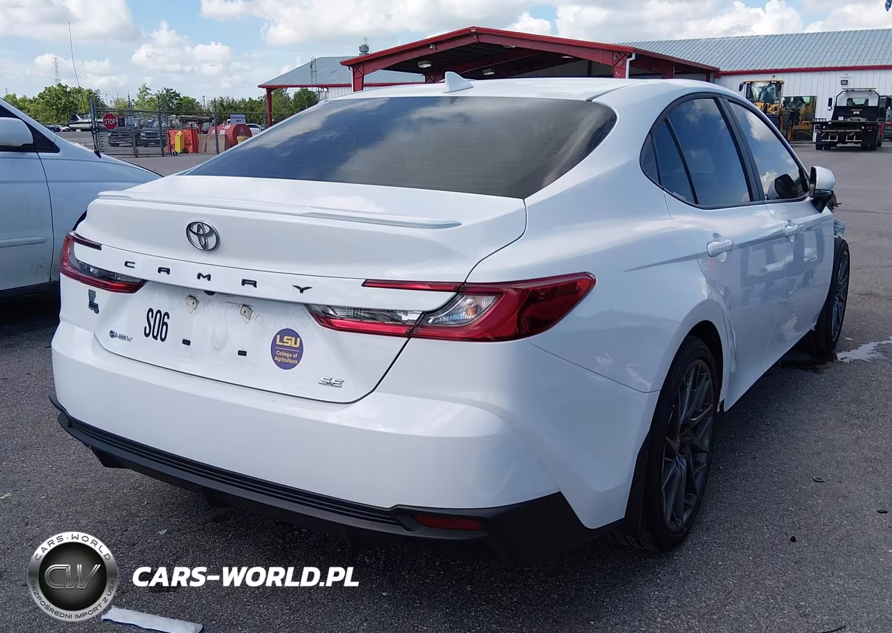 2026 Toyota Camry Se VIN:4T1DAACKXTU248752 - 4