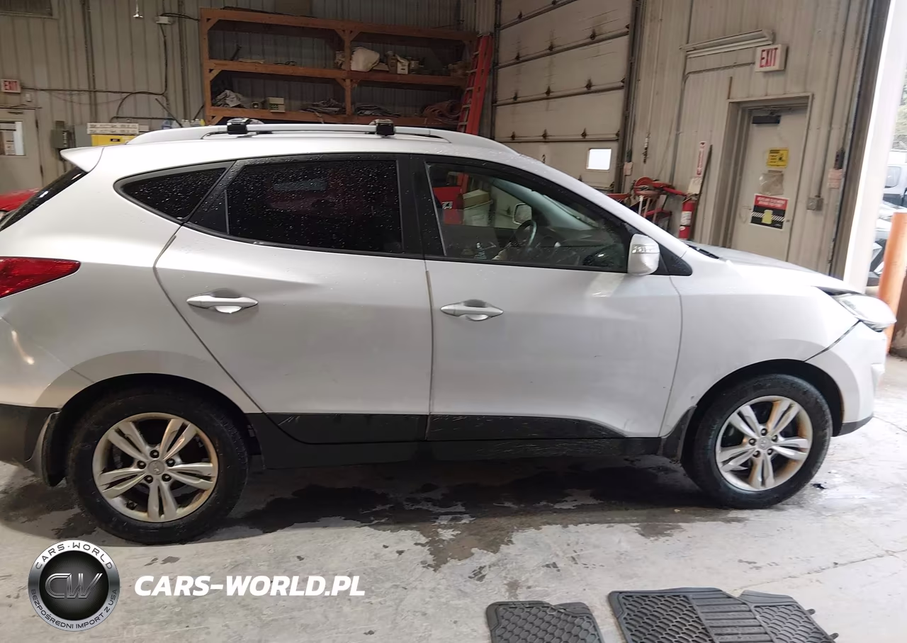 2012 Hyundai Tucson Gls VIN:KM8JUCAC0CU544185 - 13