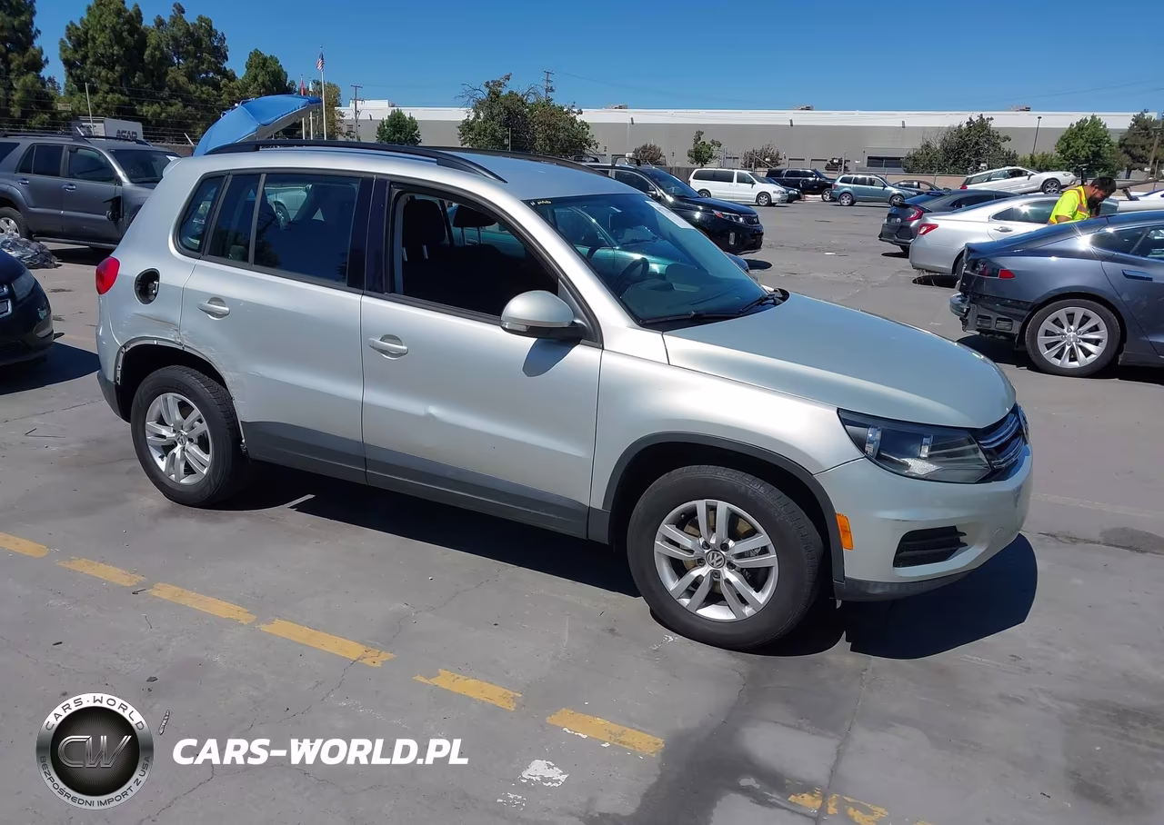 2015 Volkswagen Tiguan S – zdjęcie 1 z 16