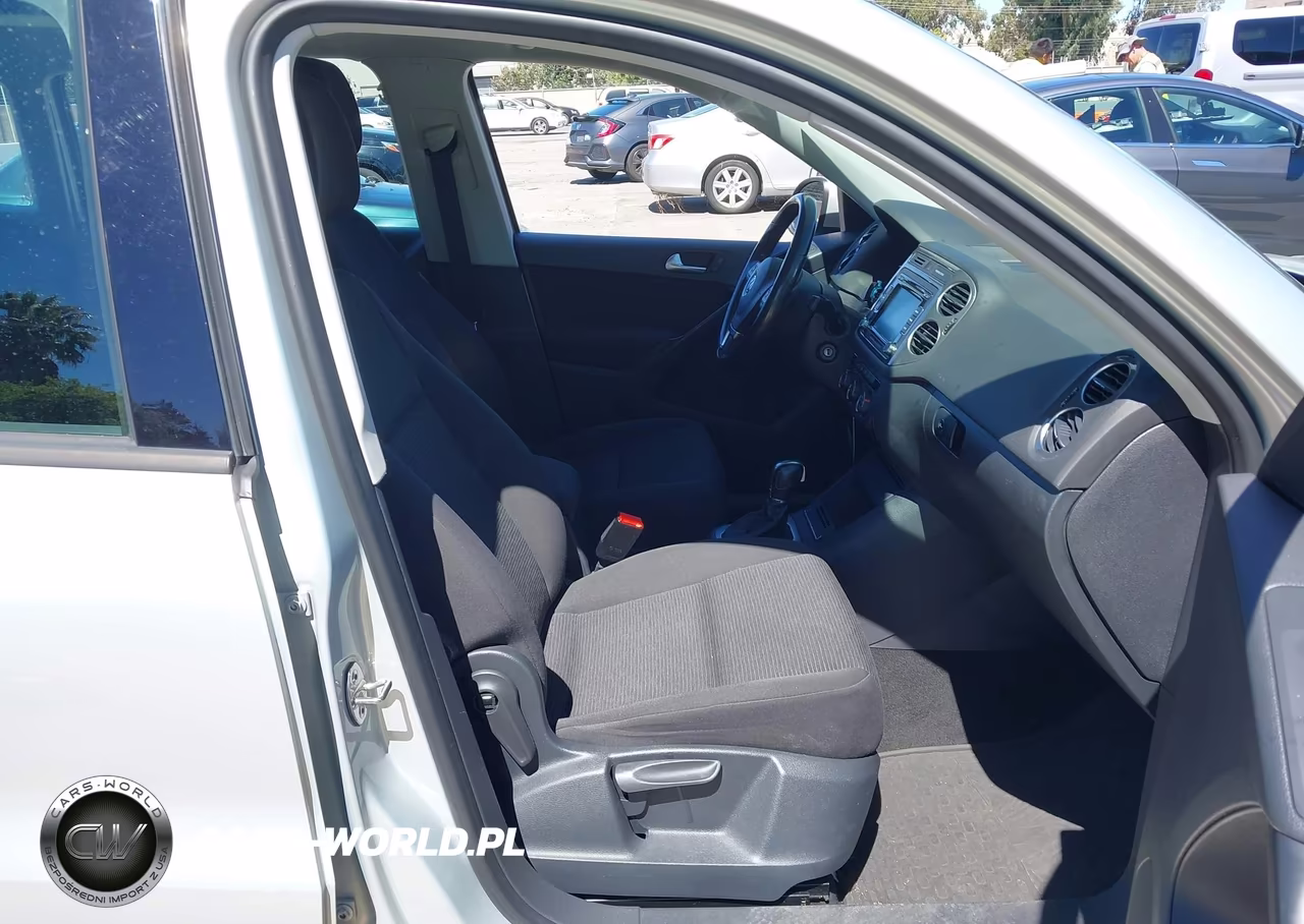 2015 Volkswagen Tiguan S VIN:WVGBV7AXXFW514762 - 5