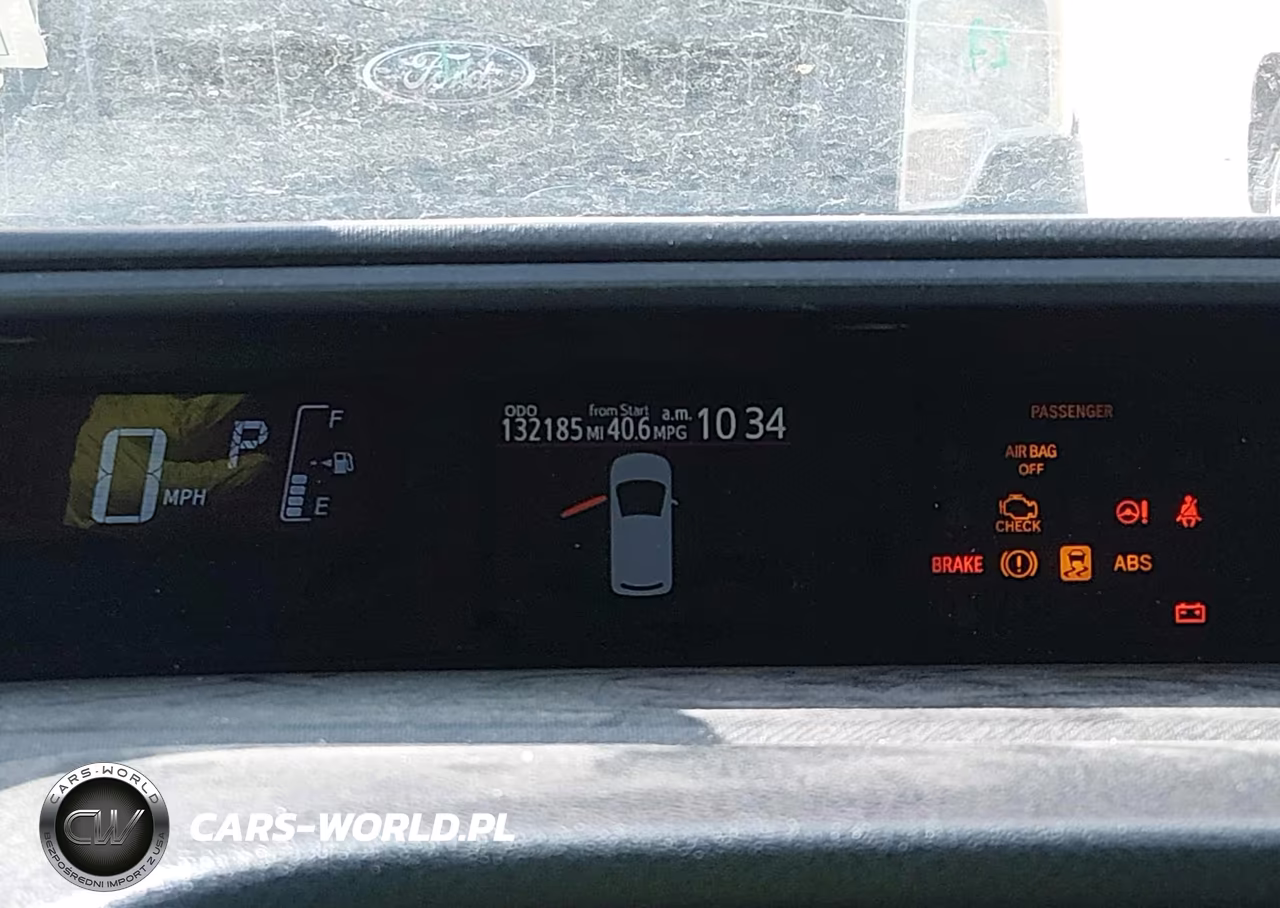 2016 Toyota Prius C Four VIN:JTDKDTB3XG1130037 - 7