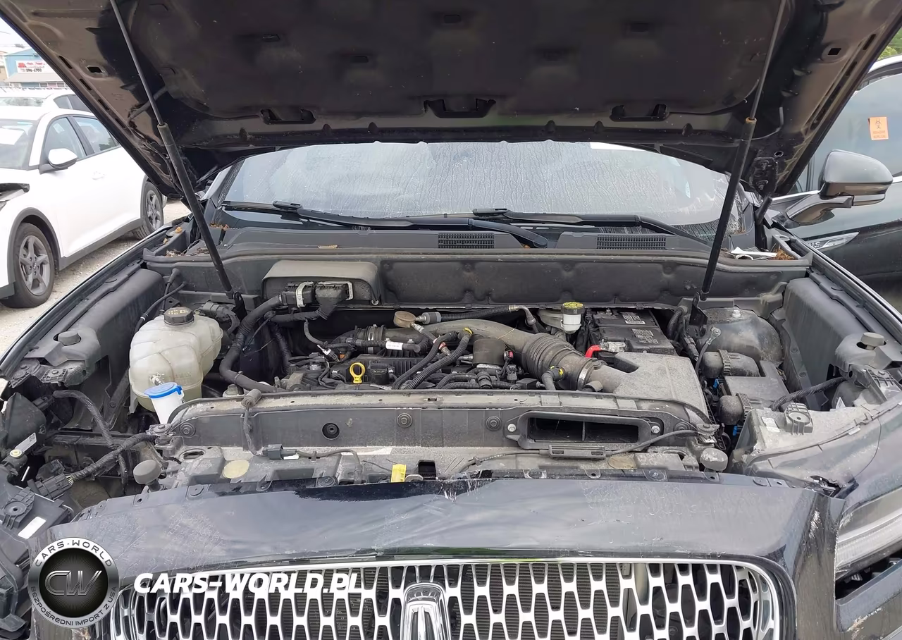 2022 Lincoln Nautilus Reserve VIN:2LMPJ8K91NBL09181 - 10