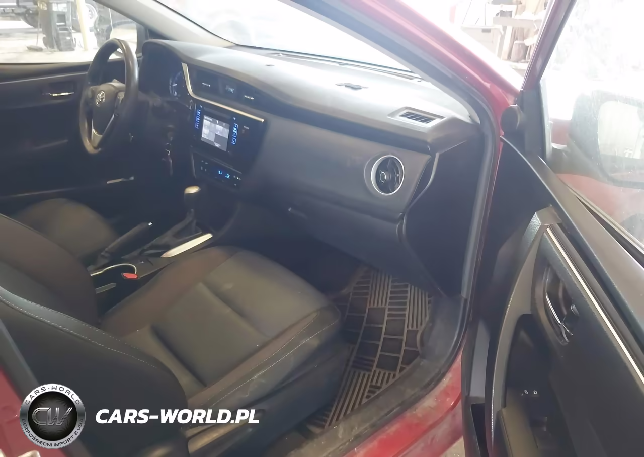 2017 Toyota Corolla Le VIN:5YFBURHE6HP580342 - 5
