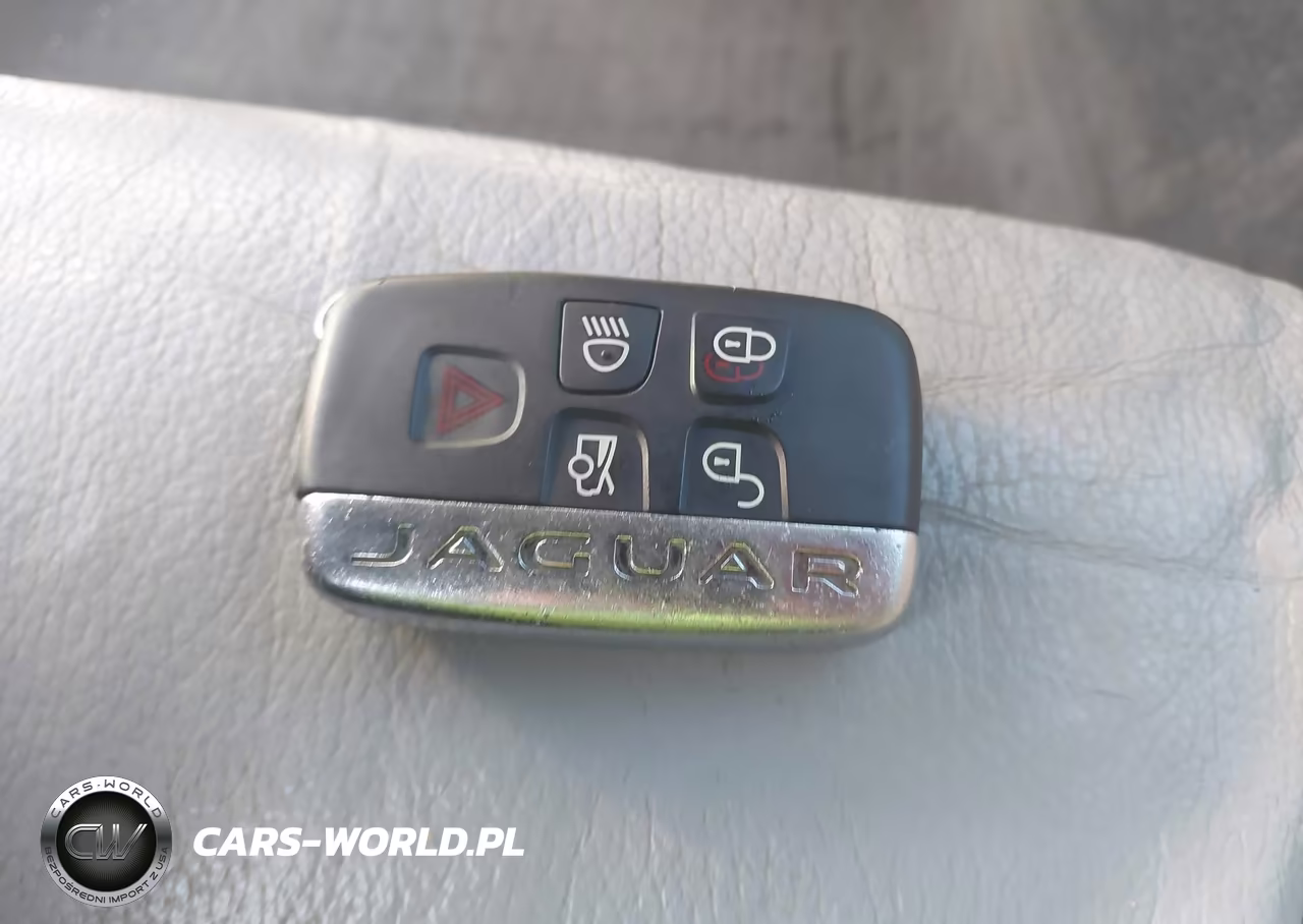 2015 Jaguar Xf 2.0T Premium VIN:SAJWA0FS0FPU64259 - 11
