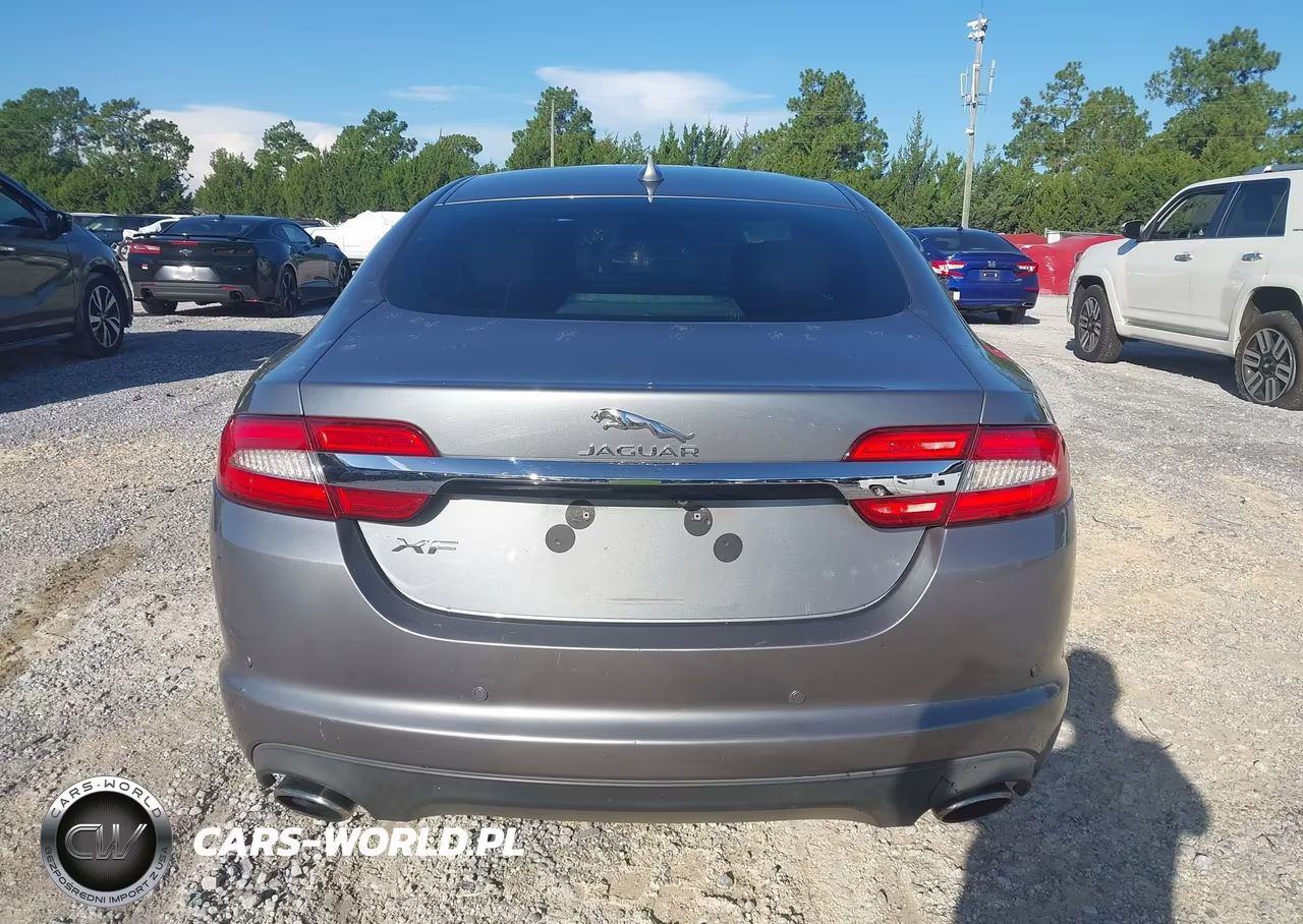 2015 Jaguar Xf 2.0T Premium VIN:SAJWA0FS0FPU64259 - 16