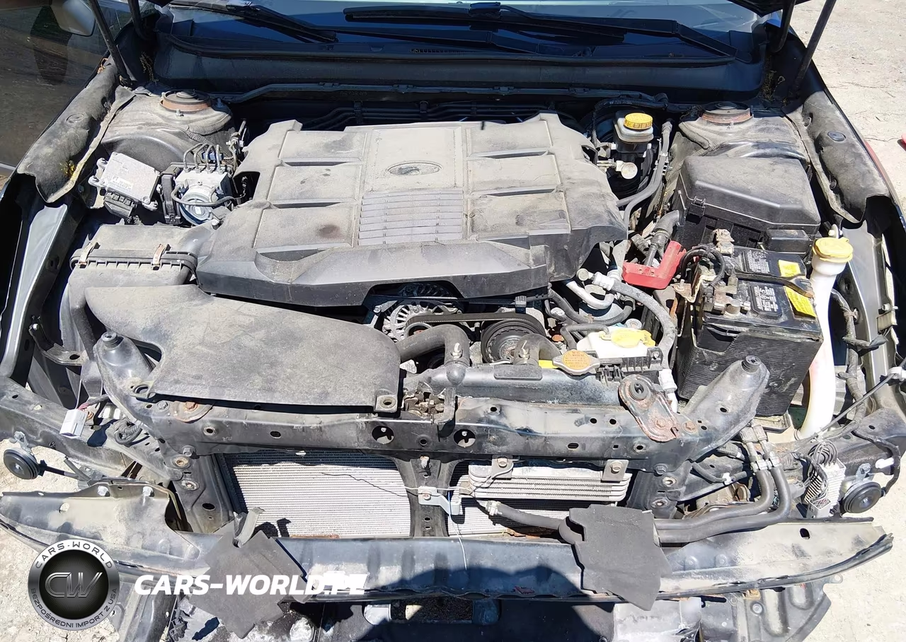 2015 Subaru Outback 3.6R Limited VIN:4S4BSELCXF3238060 - 10