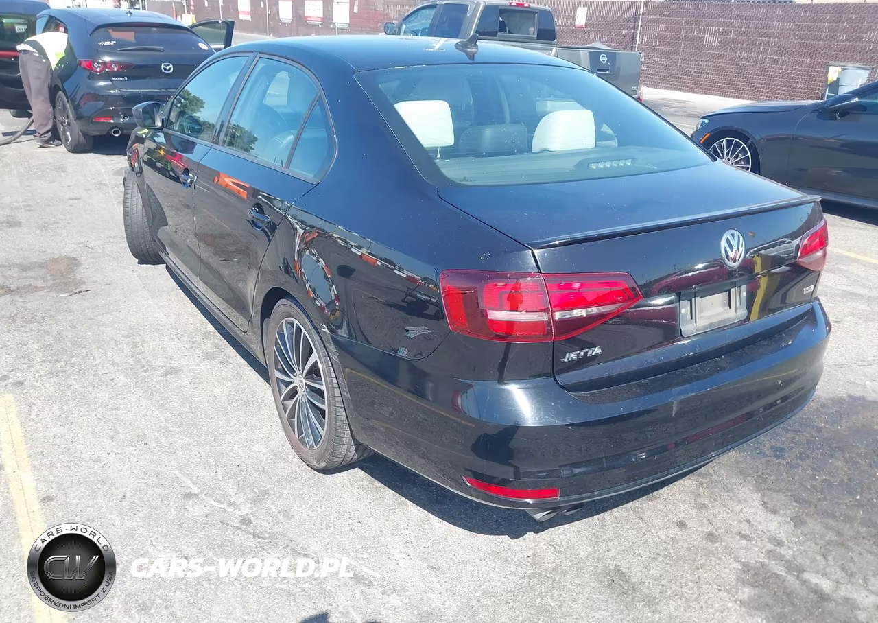 2016 Volkswagen Jetta 1.8T Sport VIN:3VWD17AJ9GM377302 - 3