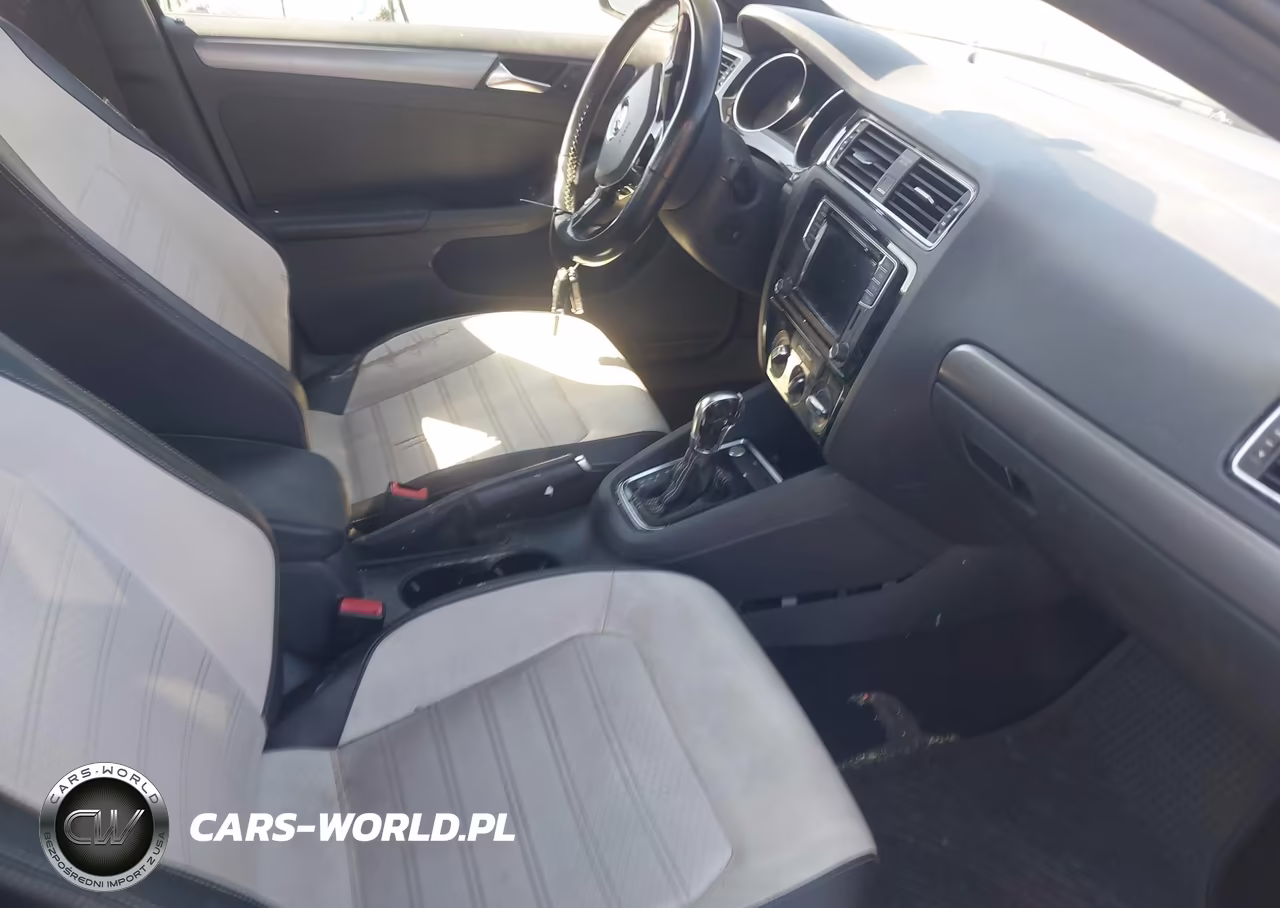 2016 Volkswagen Jetta 1.8T Sport VIN:3VWD17AJ9GM377302 - 5