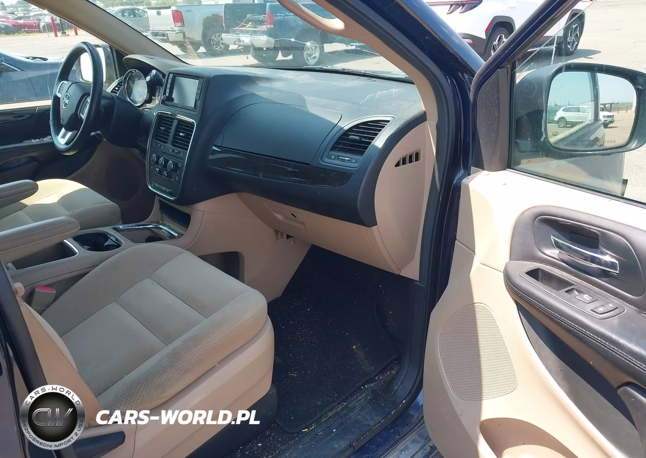 2016 Dodge Grand Caravan Sxt VIN:2C4RDGCG5GR273982 - 5