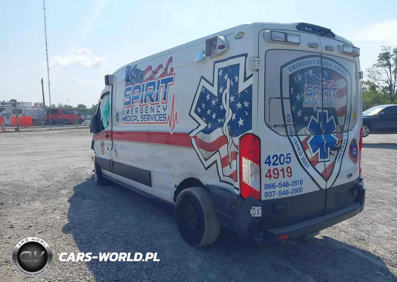 2018 Ford Transit-250 VIN:1FDYR2CM6JKB33270 - 3
