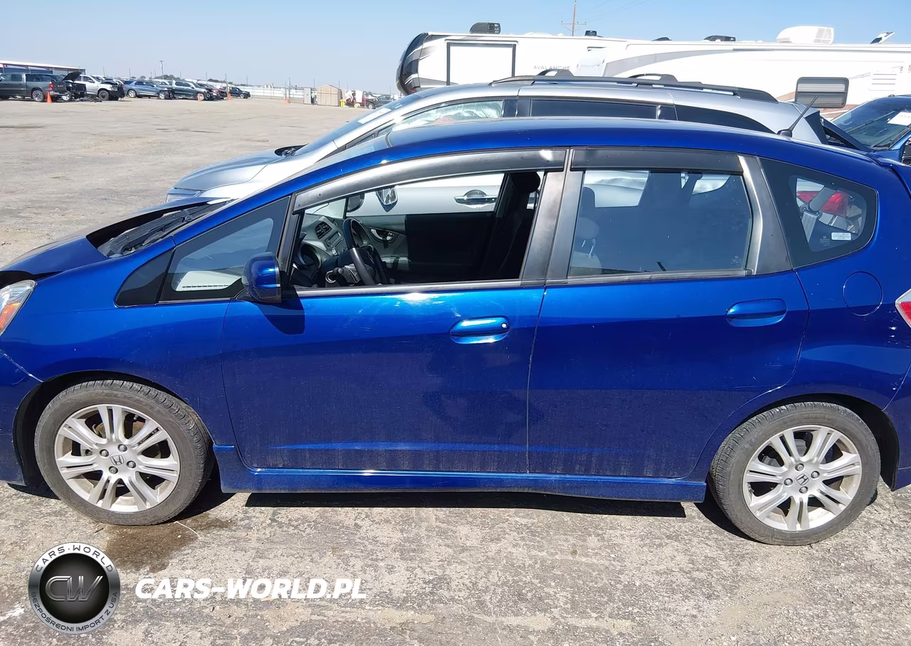 2009 Honda Fit Sport VIN:JHMGE88459S014661 - 14