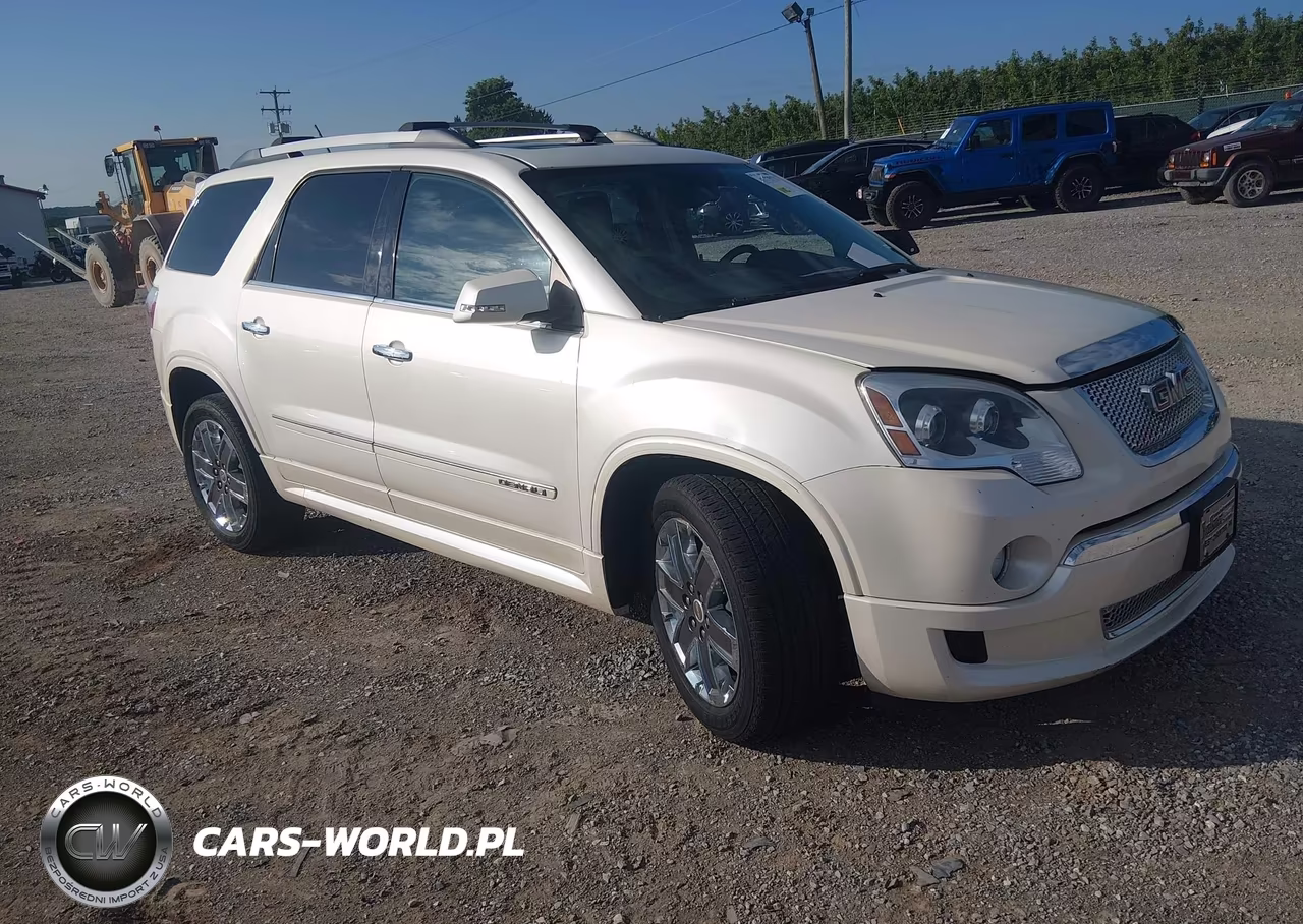2011 GMC Acadia Denali
