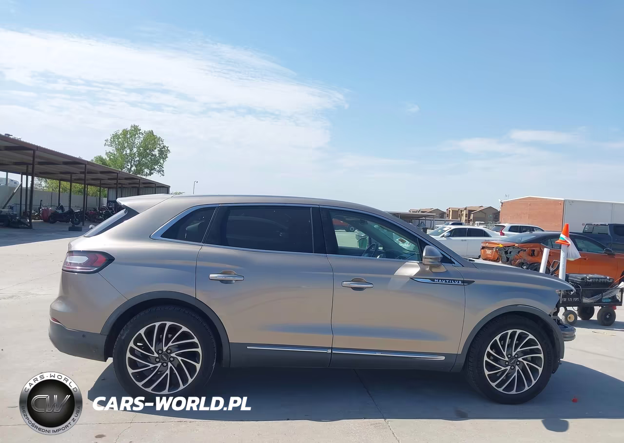 2019 Lincoln Nautilus Reserve VIN:2LMPJ6L93KBL35683 - 13