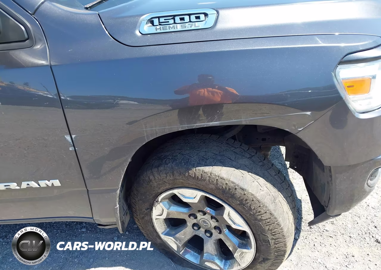 2019 Ram 1500 Big Horn-Lone Star 4X4 6'4 Box VIN:1C6SRFMT6KN699900 - 19