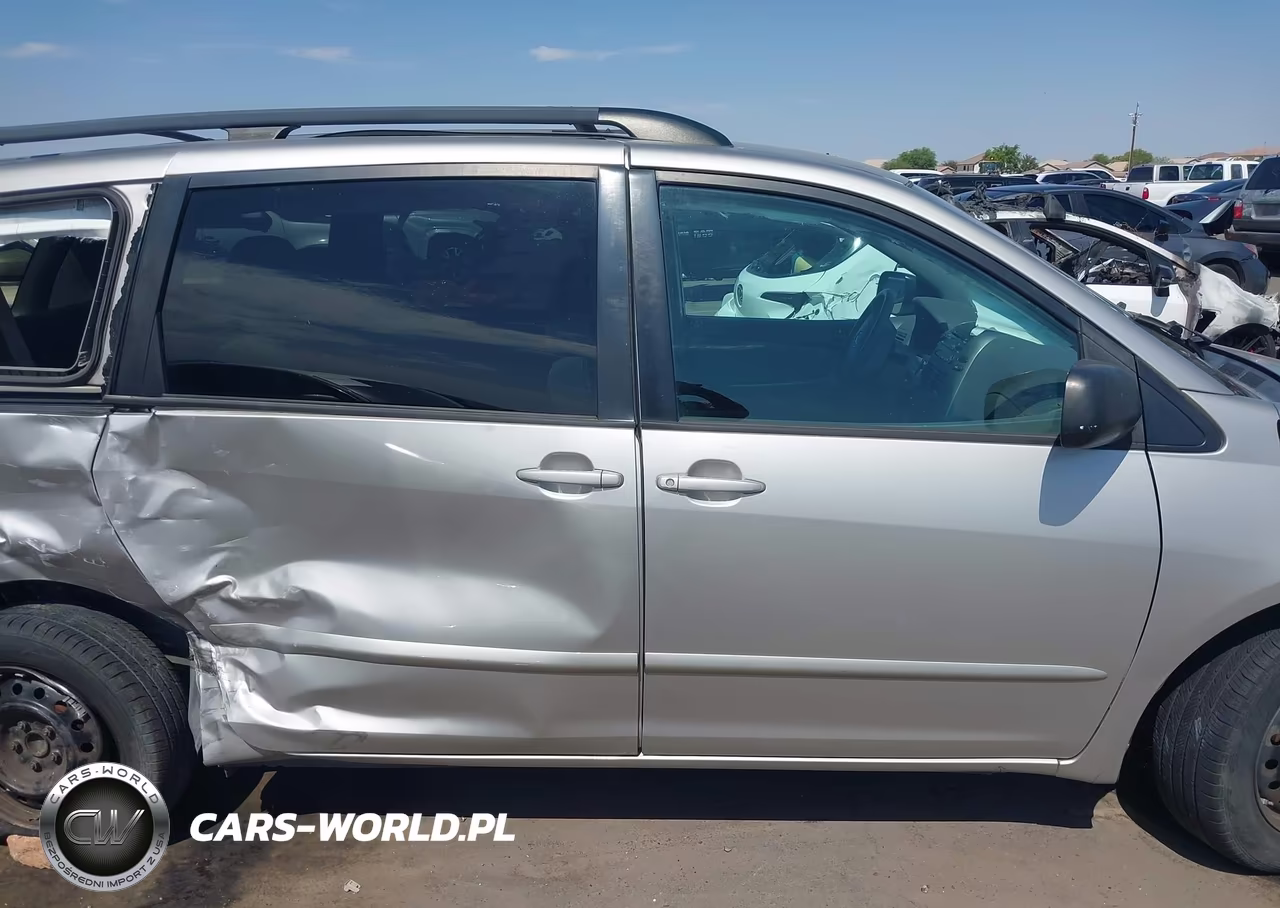 2010 Toyota Sienna Ce-Le VIN:5TDKK4CC9AS339256 - 12