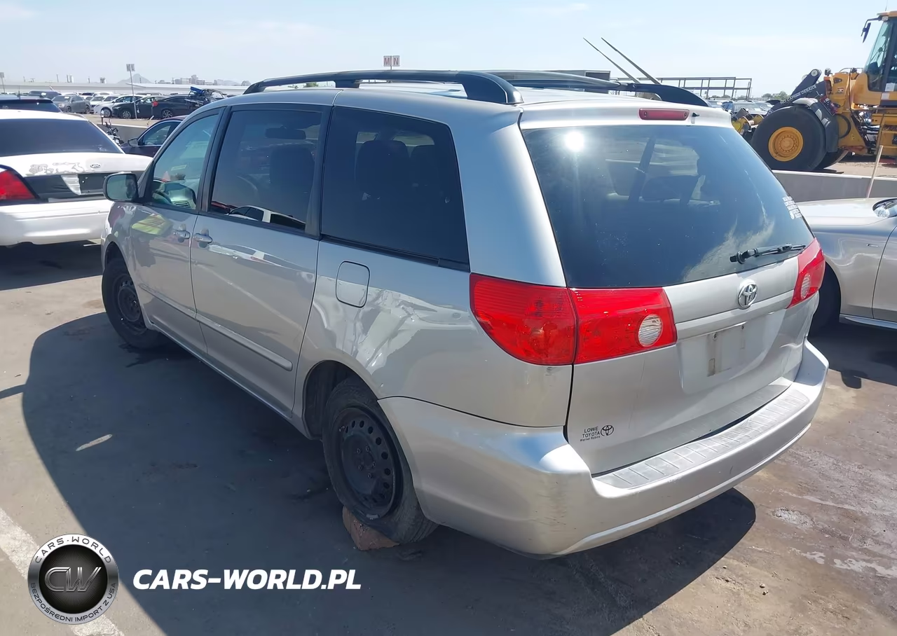 2010 Toyota Sienna Ce-Le VIN:5TDKK4CC9AS339256 - 3