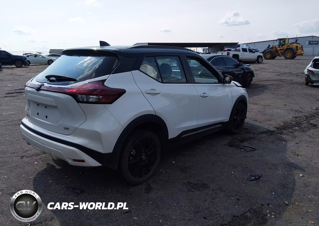 2023 Nissan Kicks Sr Xtronic Cvt VIN:3N1CP5DV2PL567693 - 4