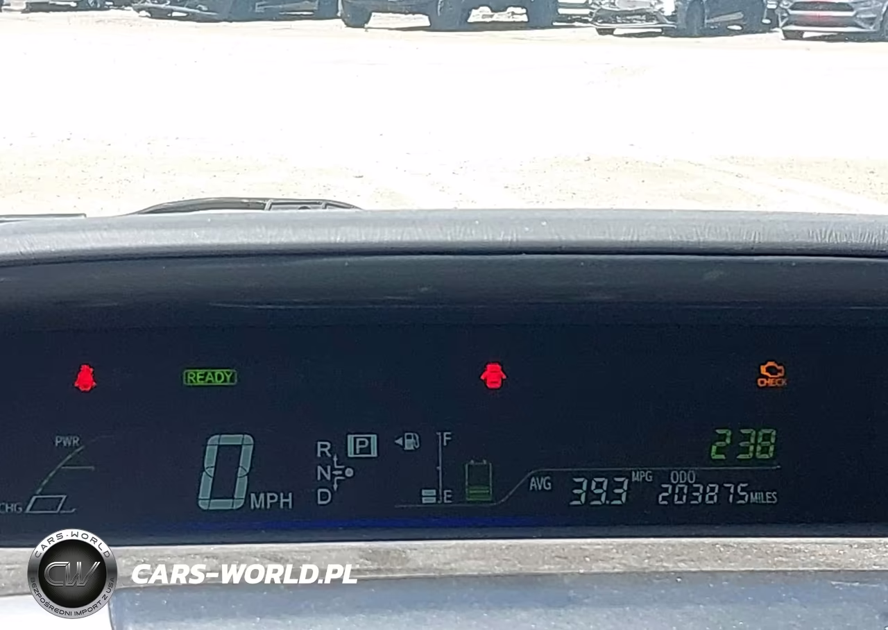 2013 Toyota Prius V Two VIN:JTDZN3EU4D3206609 - 7