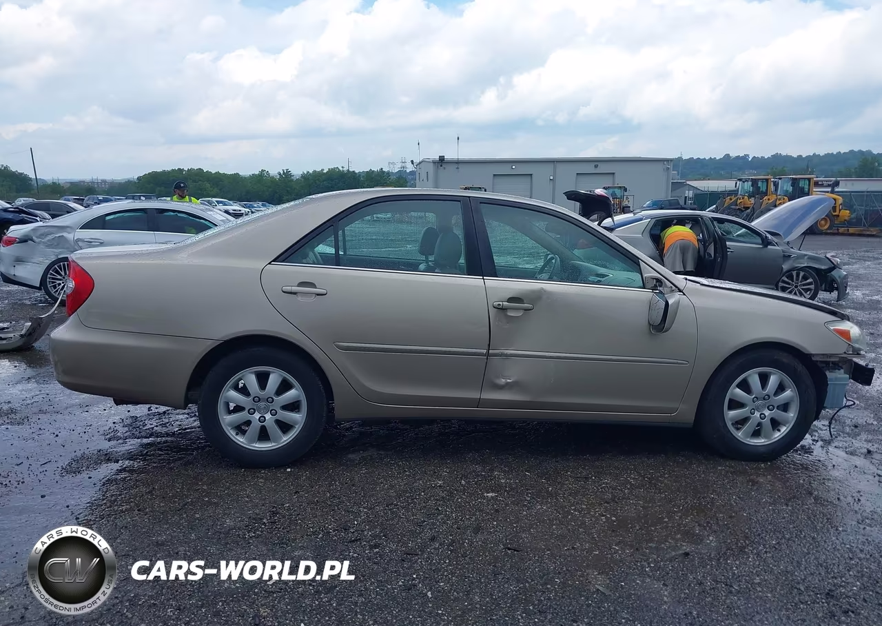 2004 Toyota Camry Xle VIN:4T1BE30K34U800461 - 12