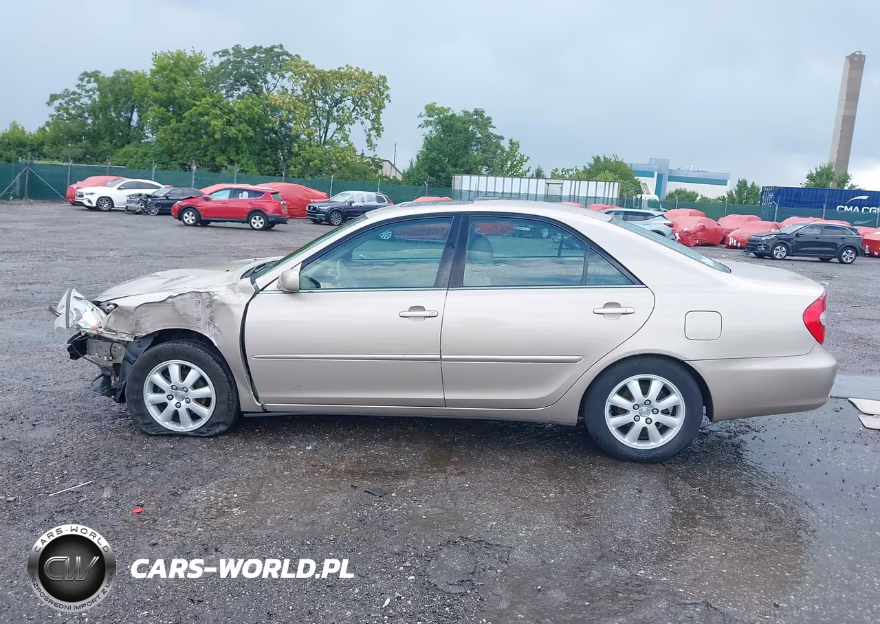 2004 Toyota Camry Xle VIN:4T1BE30K34U800461 - 13