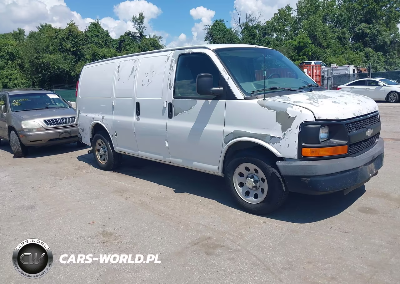 2009 Chevrolet Express Work Van