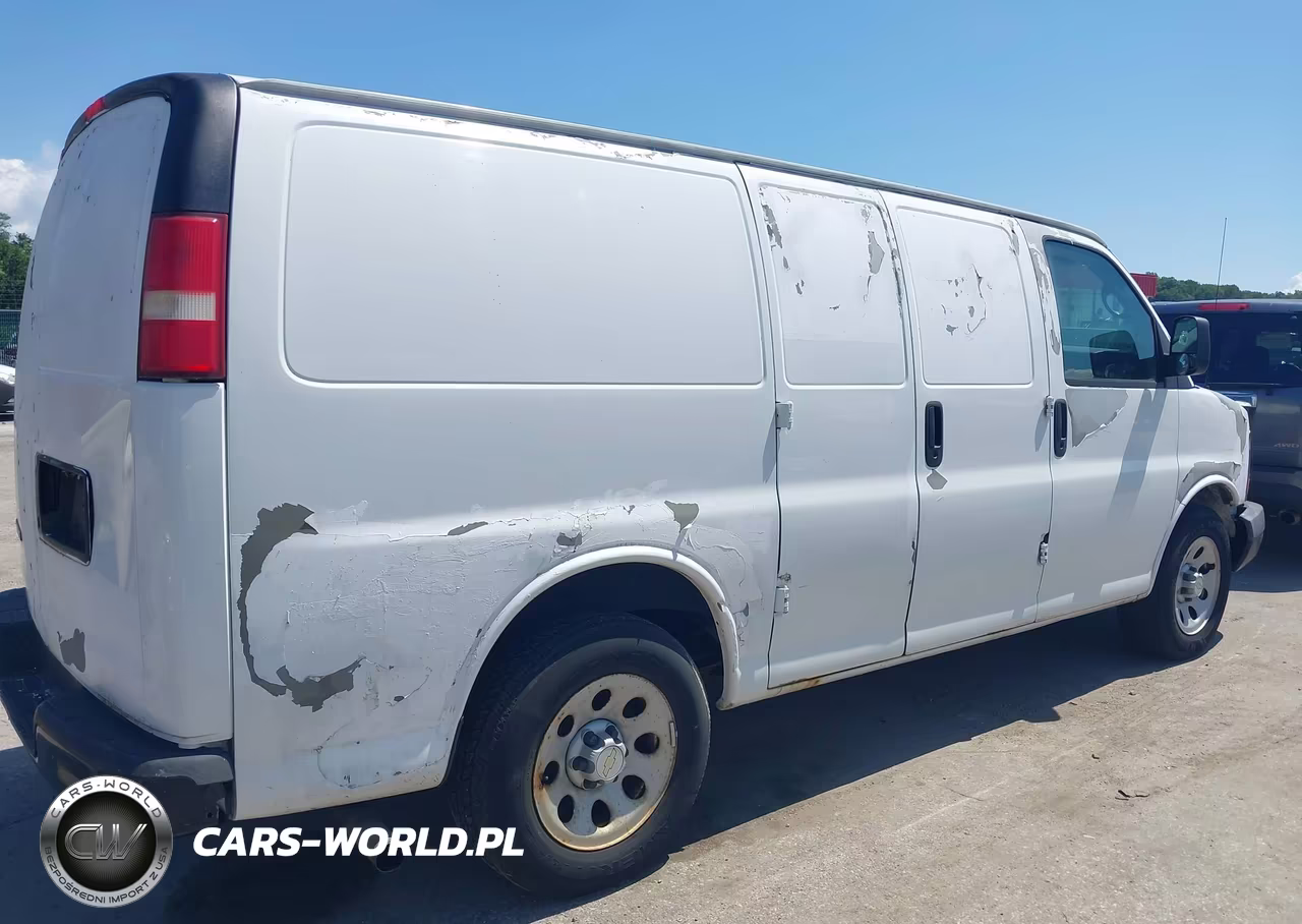 2009 Chevrolet Express Work Van VIN:1GCFG15X591177961 - 14