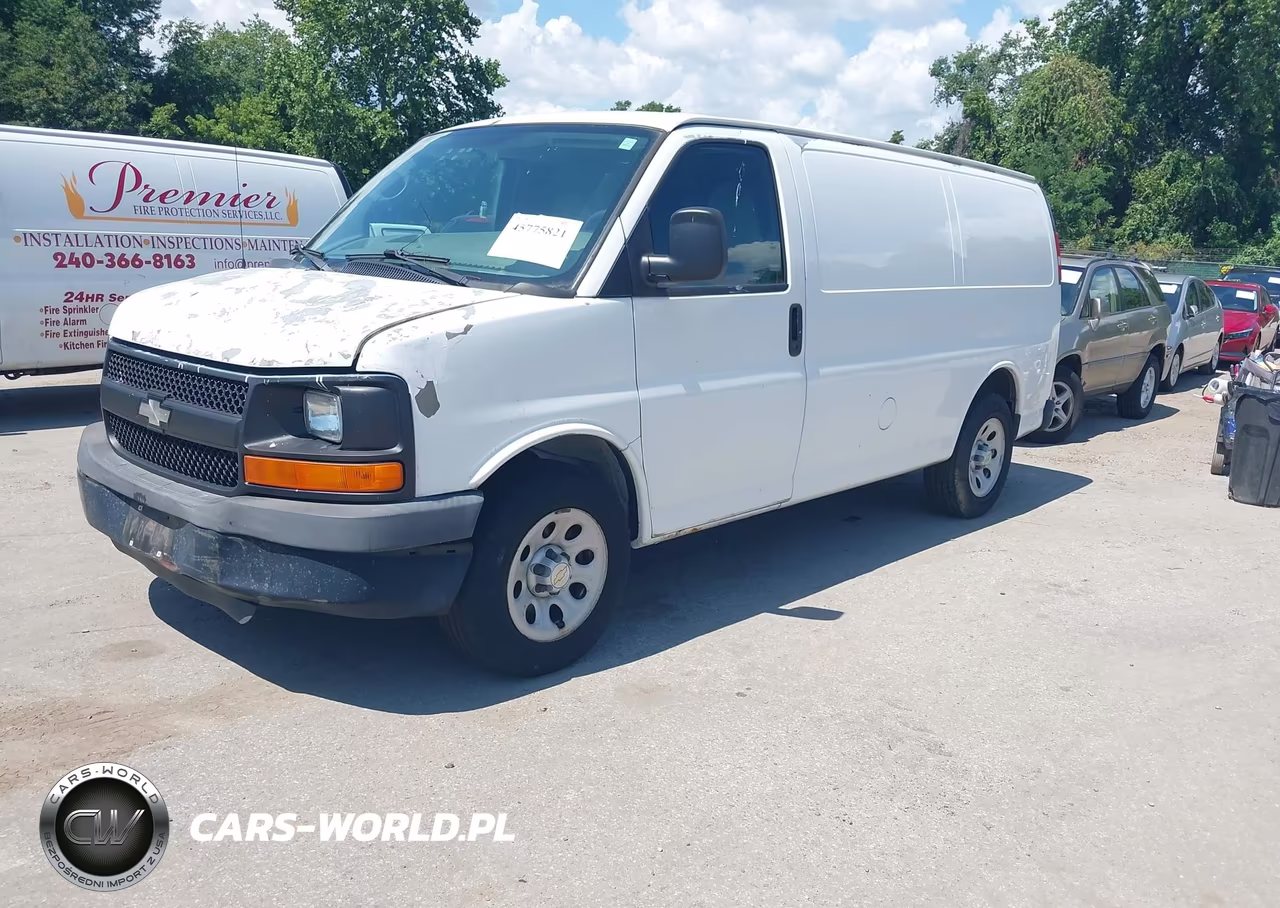 2009 Chevrolet Express Work Van VIN:1GCFG15X591177961 - 2