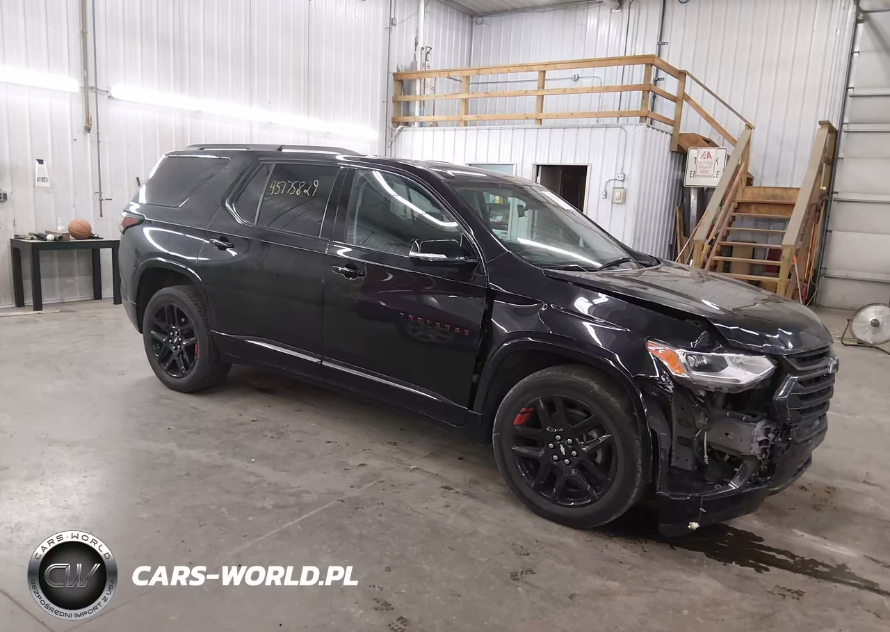 2018 Chevrolet Traverse Premier VIN:1GNEVJKW9JJ215412 - 1