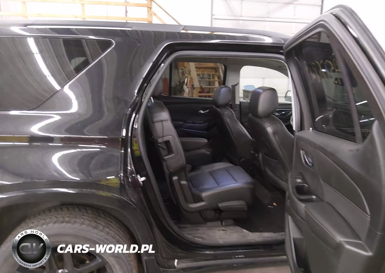2018 Chevrolet Traverse Premier VIN:1GNEVJKW9JJ215412 - 8
