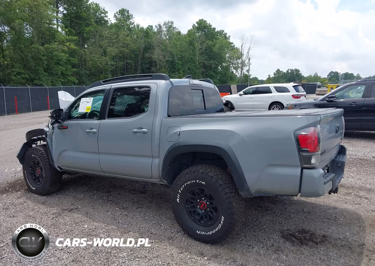 2017 Toyota Tacoma Trd Pro VIN:5TFCZ5AN3HX069391 - 3