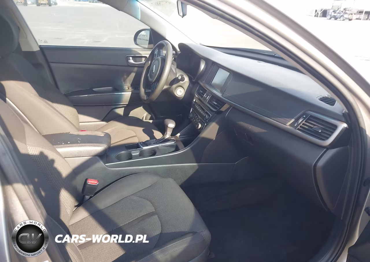 2018 Kia Optima Lx VIN:5XXGT4L32JG222462 - 5