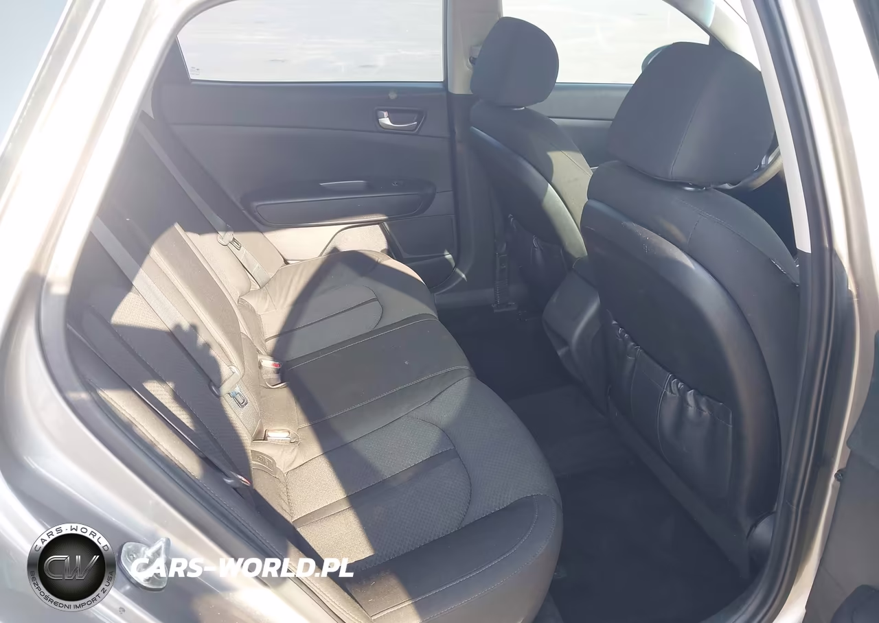 2018 Kia Optima Lx VIN:5XXGT4L32JG222462 - 8