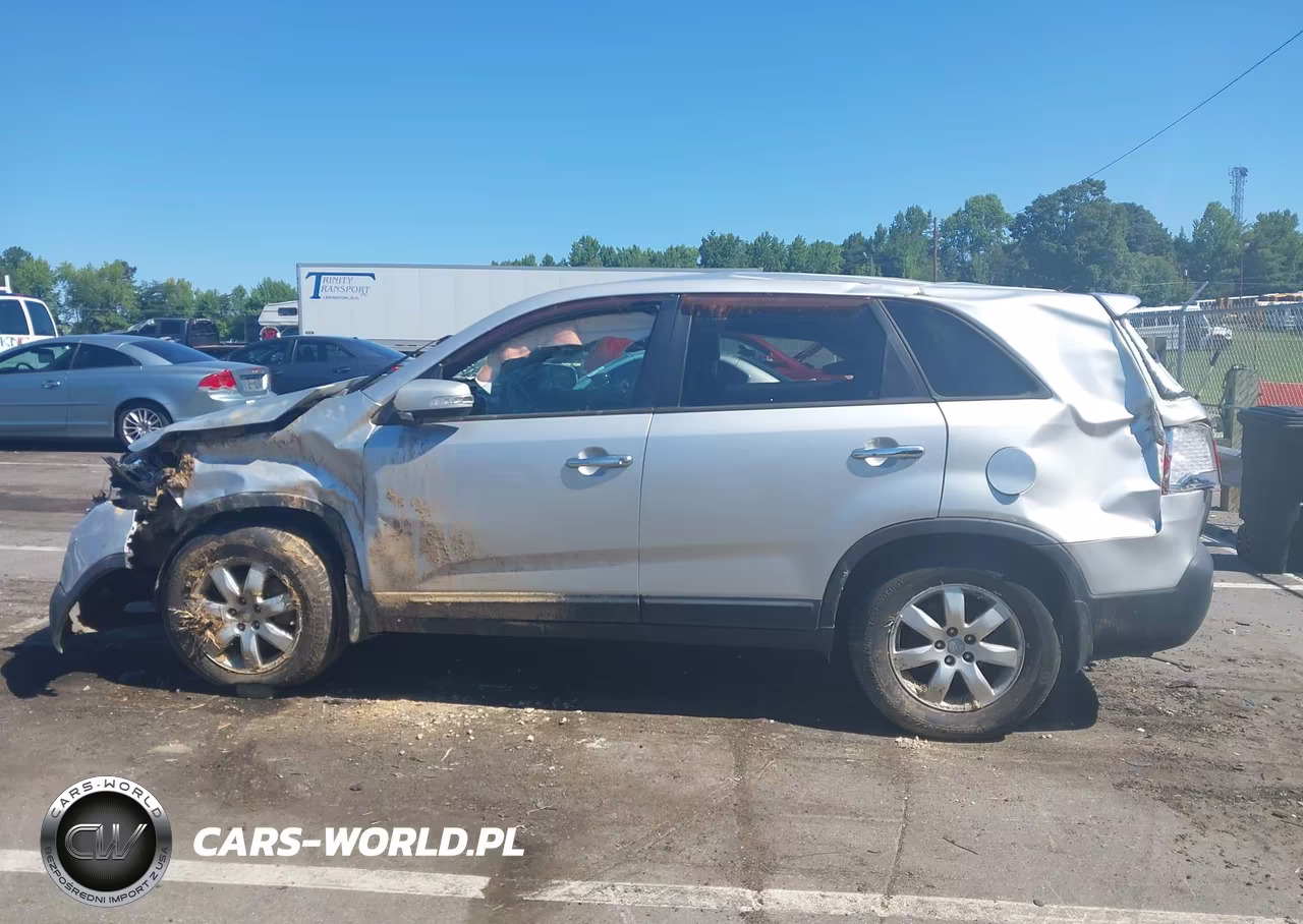 2012 Kia Sorento Lx VIN:5XYKT4A14CG233151 - 15