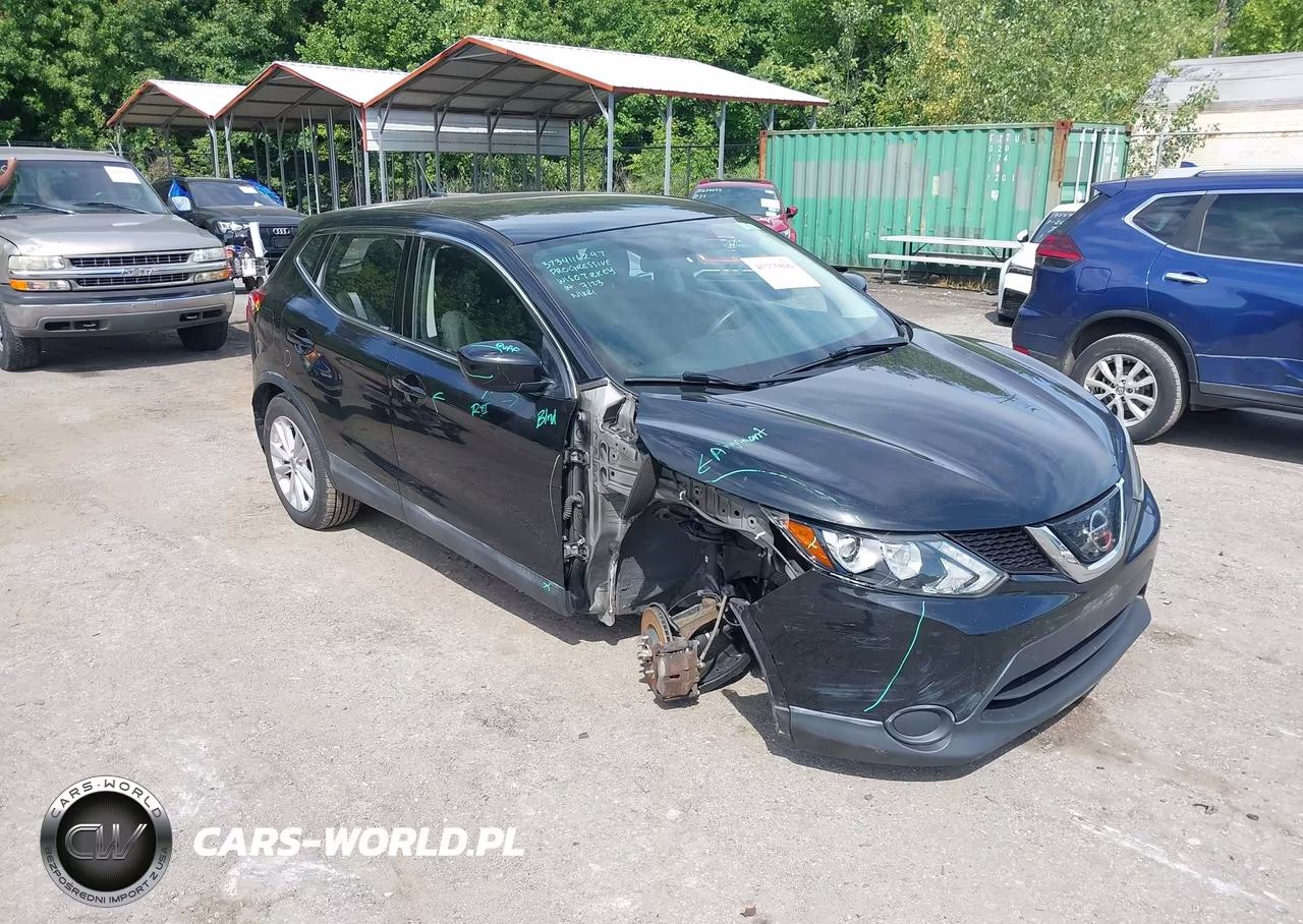 2018 Nissan Rogue Sport S